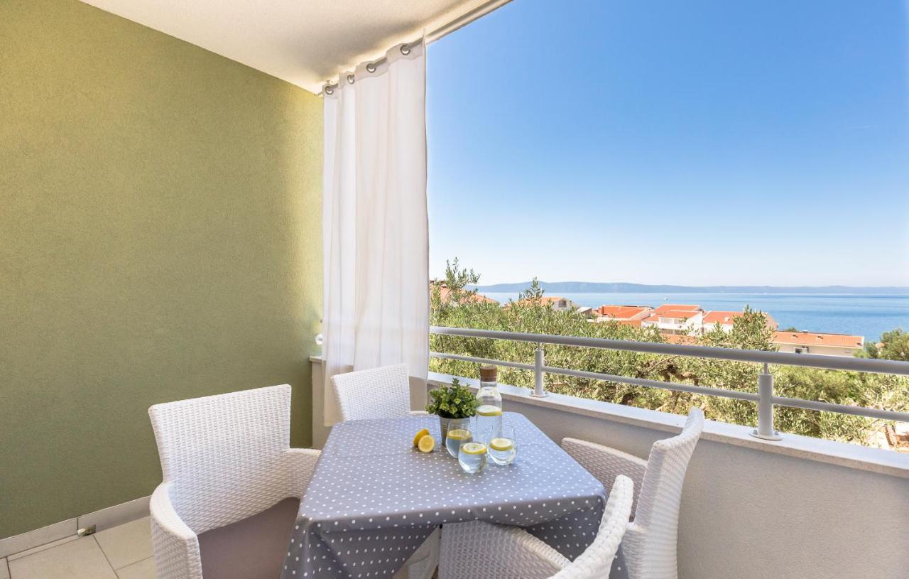 Apartmani Ksenija Tučepi Extérieur photo