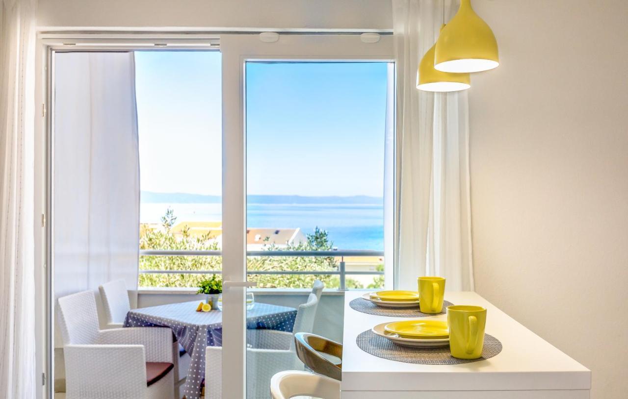 Apartmani Ksenija Tučepi Extérieur photo