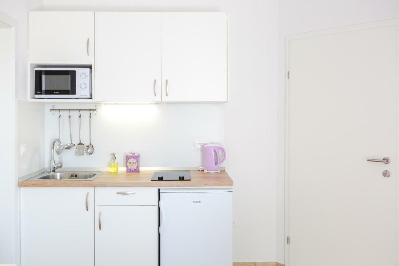 Apartmani Ksenija Tučepi Extérieur photo